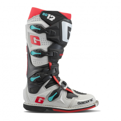 GAERNE BUTY CROSS/ENDURO MODEL SG-12 GRAVEL KOLOR SZARY/CZERWONY/NIEBIESKI/CZARNY ROZMIAR 44.5