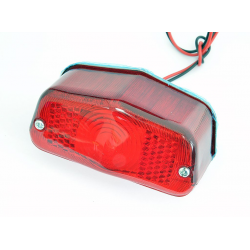 EMGO 2025/02 LAMPA TYLNA DO KLASYKÓW (WZÓR LUCAS) (LATA 1963 - 1973)