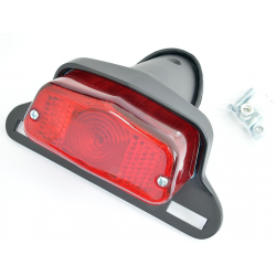 EMGO 2025/02 LAMPA TYLNA DO KLASYKÓW Z MOCOWANIEM TABLICY REJESTRACYJNEJ KOLOR CZARNY (WZÓR LUCAS) (LATA 1963 - 1973)