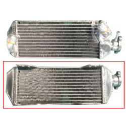 PSYCHIC CHŁODNICA SUZUKI DRZ 400S/SM '00-17 WZMOCNIONA O STANDARDOWEJ POJEMNOŚCI PRAWA (SZT.) (Z KORKIEM)