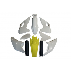 POLISPORT KOMPLET PLASTIKÓW (FULL KIT) HUSQVARNA TE/FE TPI '24-'25 W ZESTAWIE OSŁONY AMORTYZATORÓW KOLOR OEM BIAŁY ŻÓŁTY NIEBIES